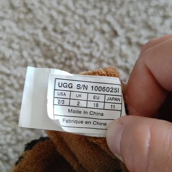 UGG Leopard Baby Booties - Picture 4 of 4